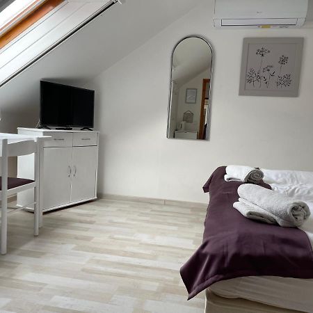 Szentesi Panzio Bed & Breakfast Fertőrákos Eksteriør bilde