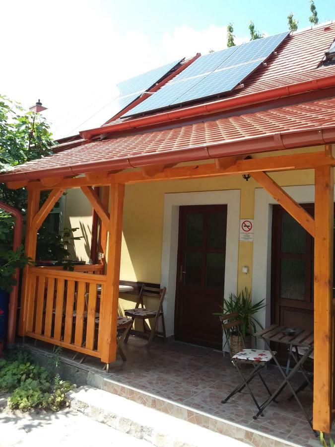 Szentesi Panzio Bed & Breakfast Fertőrákos Eksteriør bilde
