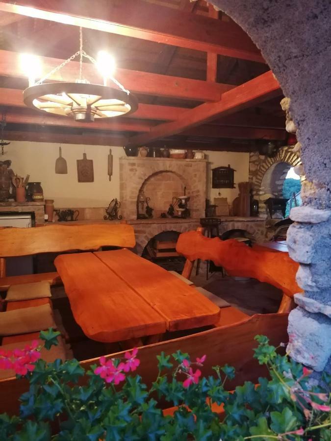 Szentesi Panzio Bed & Breakfast Fertőrákos Eksteriør bilde
